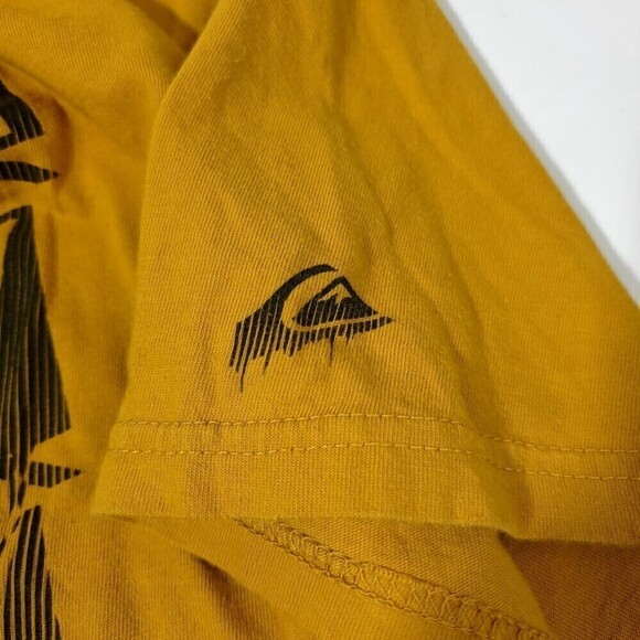 Quiksilver Mustard Slim Fit Logo Short Sleeve Tee Shirt Mens Large Crew Neck - Picture 4 of 5